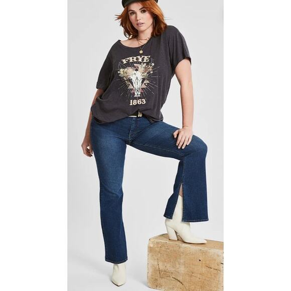 Frye Mid-Rise Split Hem Flare Denim Blue Jean size 22W - Picture 1 of 8